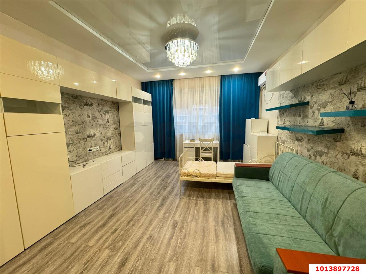 Фото №1: 1-комнатная квартира 52 м² - Краснодар, Юбилейный, ул. 70-летия Октября, 1/2