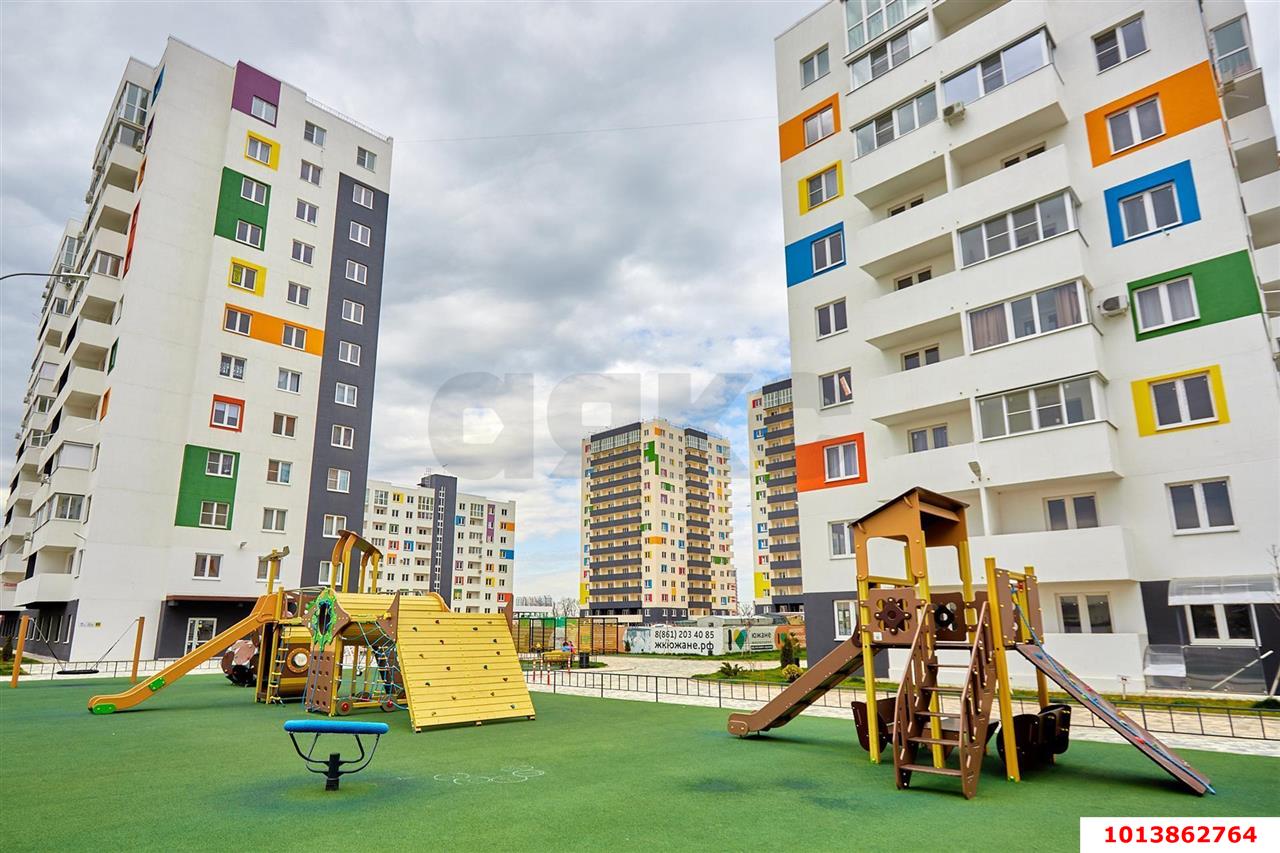 Фото №1: 3-комнатная квартира 70 м² - Краснодар, жилой комплекс Южане, ул. Даниила Смоляна, 65к1