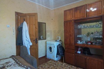 Фото №2: Комната 16 м² - Краснодар, мкр. Хлопчато-бумажный Комбинат, ул. Алтайская, 14