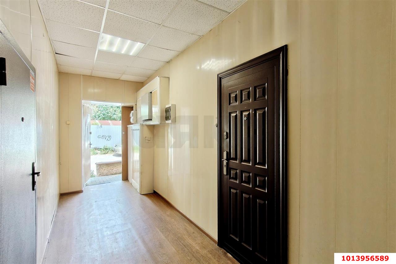 Фото №2: Офисное помещение <span class="whitespace-nowrap">58 м²</span>, <span class="whitespace-nowrap">1/1 эт.</span> - Краснодар, Центральный внутригородской округ, мкр. Центральный, ул. Ленина, 90/2