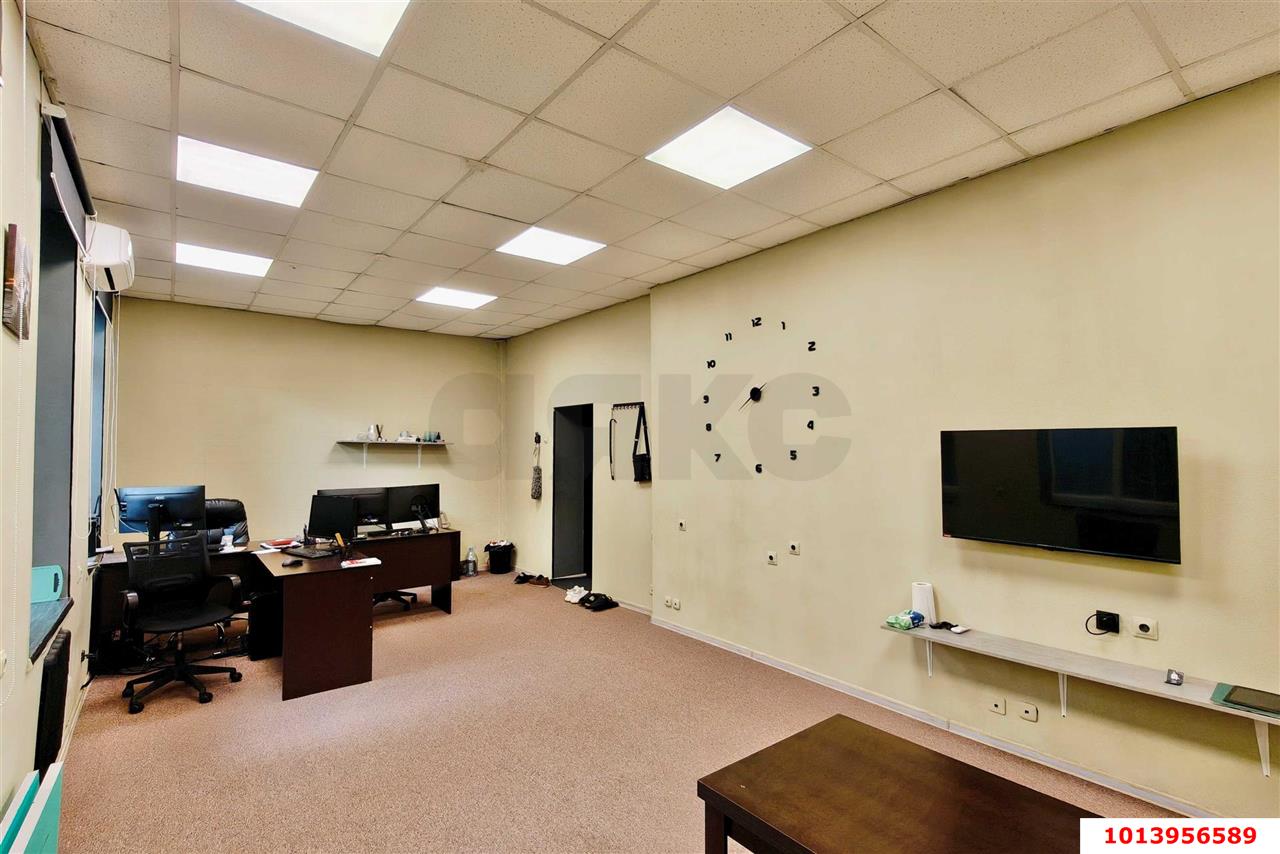 Фото №4: Офисное помещение <span class="whitespace-nowrap">57 м²</span>, <span class="whitespace-nowrap">1/1 эт.</span> - Краснодар, Центральный внутригородской округ, мкр. Центральный, ул. Ленина, 90/2