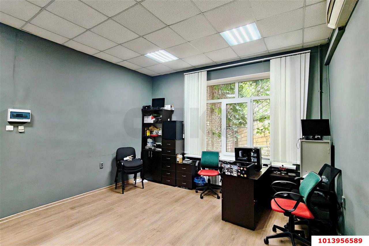 Фото №9: Офисное помещение <span class="whitespace-nowrap">57 м²</span>, <span class="whitespace-nowrap">1/1 эт.</span> - Краснодар, Центральный внутригородской округ, мкр. Центральный, ул. Ленина, 90/2