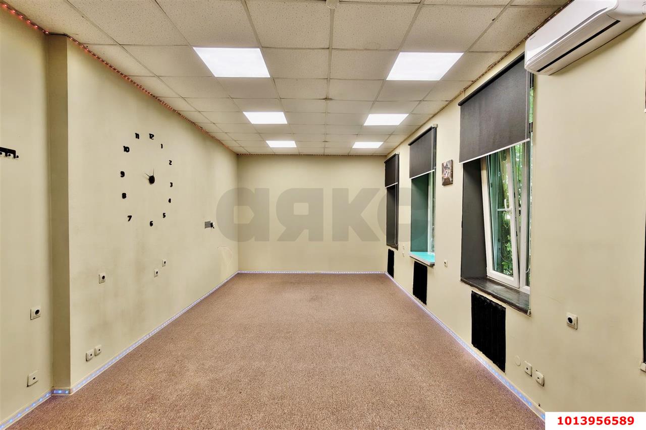 Фото №14: Офисное помещение <span class="whitespace-nowrap">58 м²</span>, <span class="whitespace-nowrap">1/1 эт.</span> - Краснодар, Центральный внутригородской округ, мкр. Центральный, ул. Ленина, 90/2