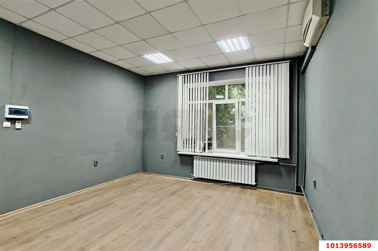 Фото №6: Офисное помещение <span class="whitespace-nowrap">58 м²</span>, <span class="whitespace-nowrap">1/1 эт.</span> - Краснодар, Центральный внутригородской округ, мкр. Центральный, ул. Ленина, 90/2