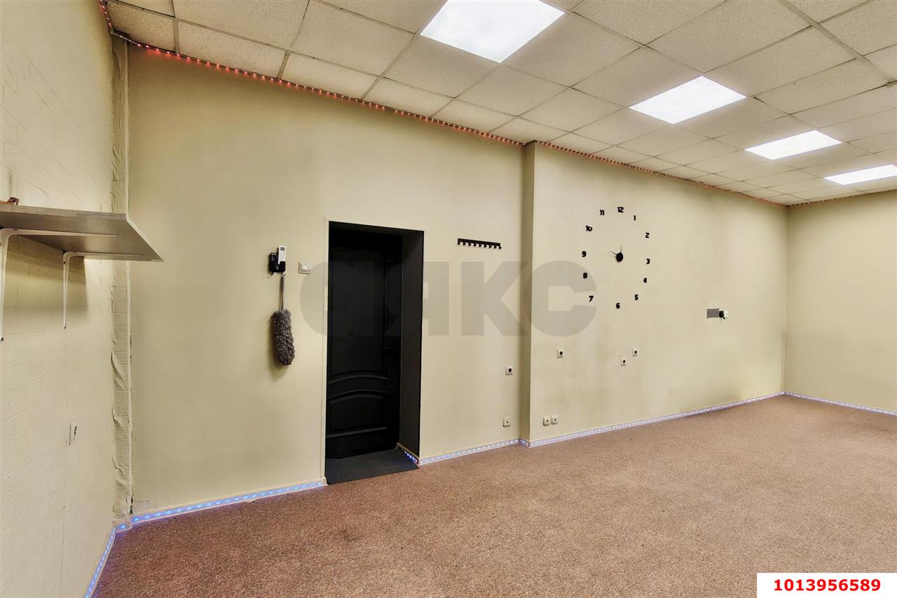Фото №15: Офисное помещение <span class="whitespace-nowrap">58 м²</span>, <span class="whitespace-nowrap">1/1 эт.</span> - Краснодар, Центральный внутригородской округ, мкр. Центральный, ул. Ленина, 90/2