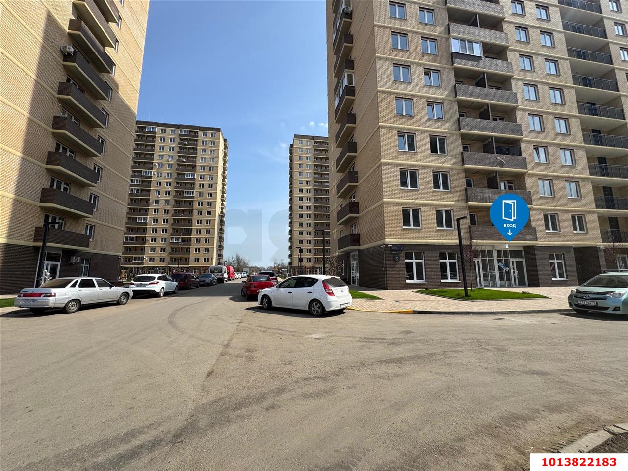 Фото №1: Торговое помещение 42 м² - Краснодар, жилой комплекс Дыхание, ул. Лётчика Позднякова, 2к24