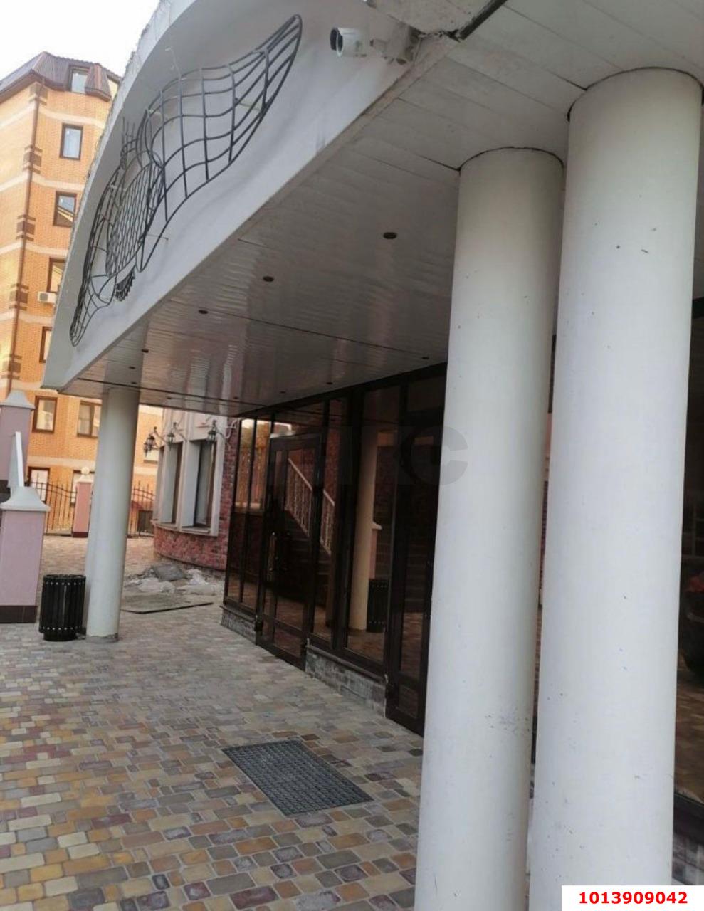 Фото №6: 3-комнатная квартира 120 м² - Краснодар, жилой комплекс Версаль, ул. Черниговская, 1