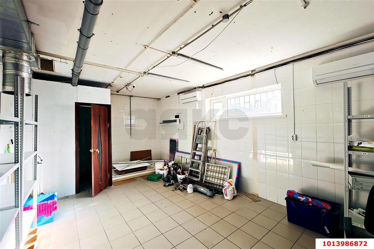 Фото №7: Торговое помещение 50 м² - Краснодар, Центральный внутригородской округ, мкр. Дубинка, ул. Димитрова, 83