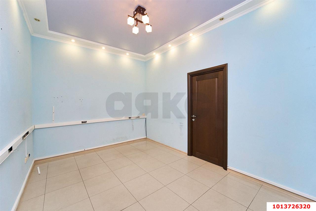 Фото №11: Торговое помещение 63 м² - Краснодар, Панорама, ул. Восточно-Кругликовская, 22