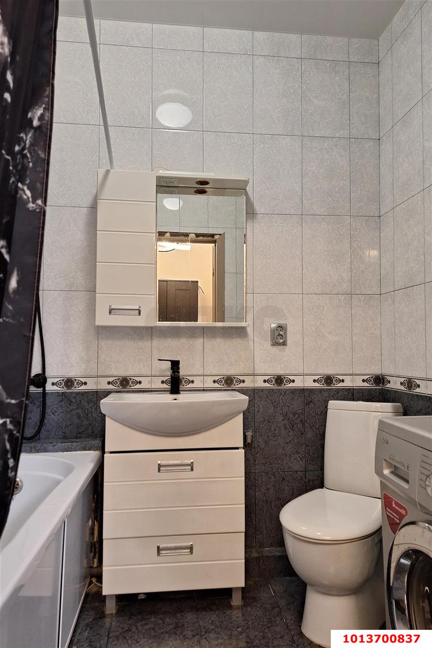 Фото №2: 1-комнатная квартира 32 м² - Краснодар, жилой комплекс Смоленский, ул. Восточно-Кругликовская, 30/2
