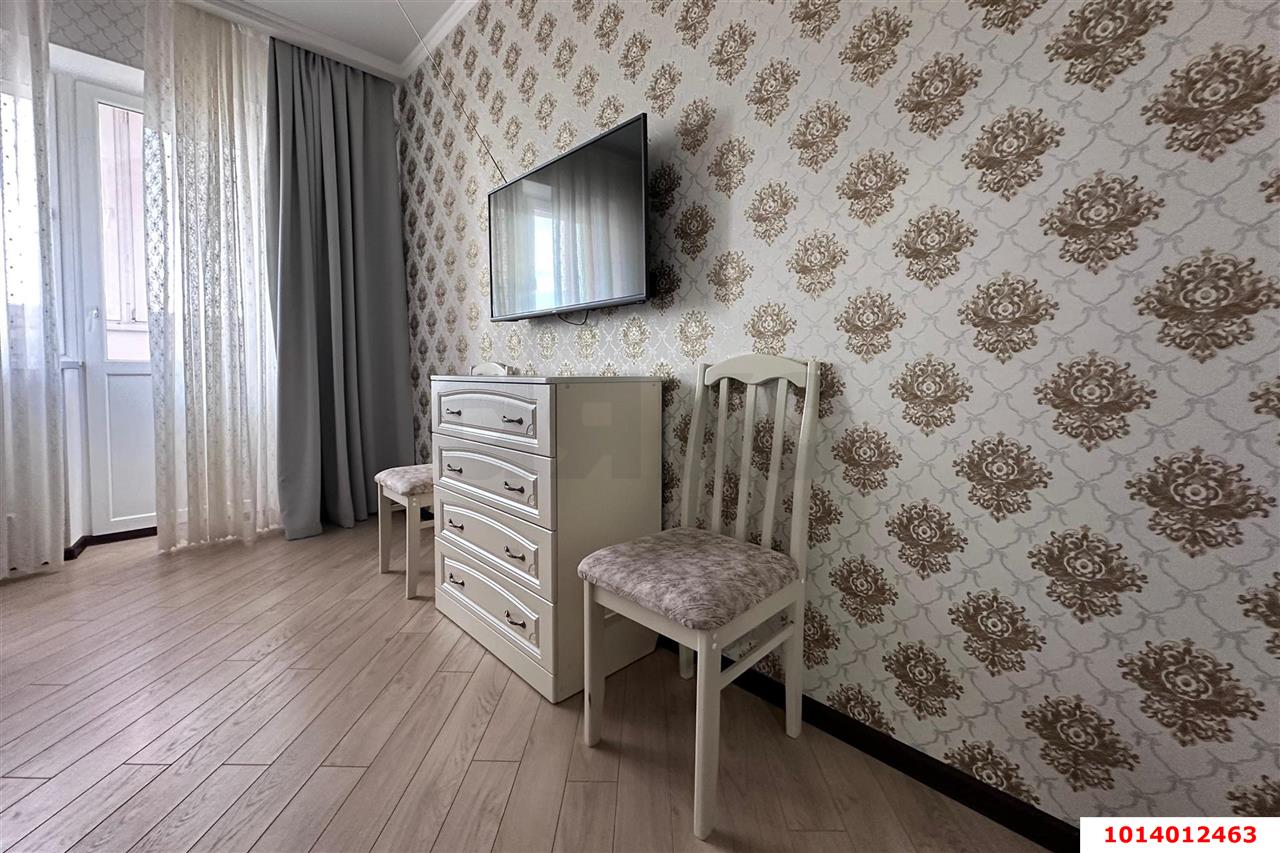 Фото №7: 2-комнатная квартира 74 м² - Краснодар, Центральный, ул. Октябрьская, 181/2