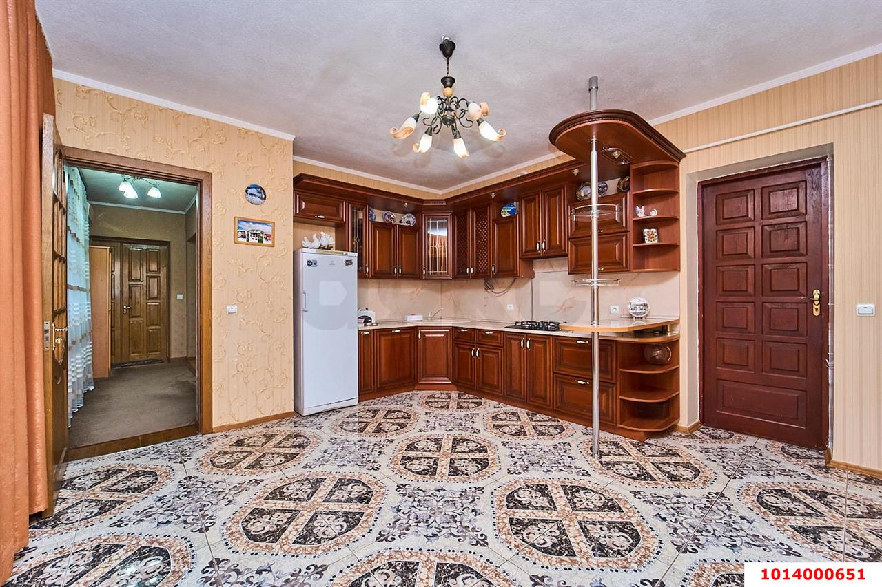 Фото №7: Дом 158 м² + 25 сот. - Платнировская, ул. Фрунзе