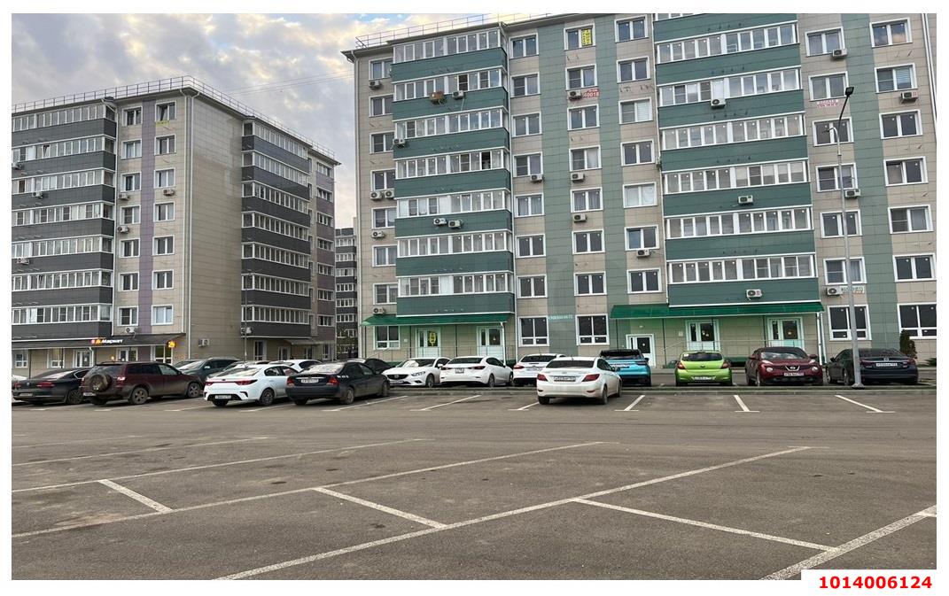 Фото №2: Торговое помещение 49 м² - Краснодар, жилой комплекс Краски, ул. Краеведа Соловьёва, 6