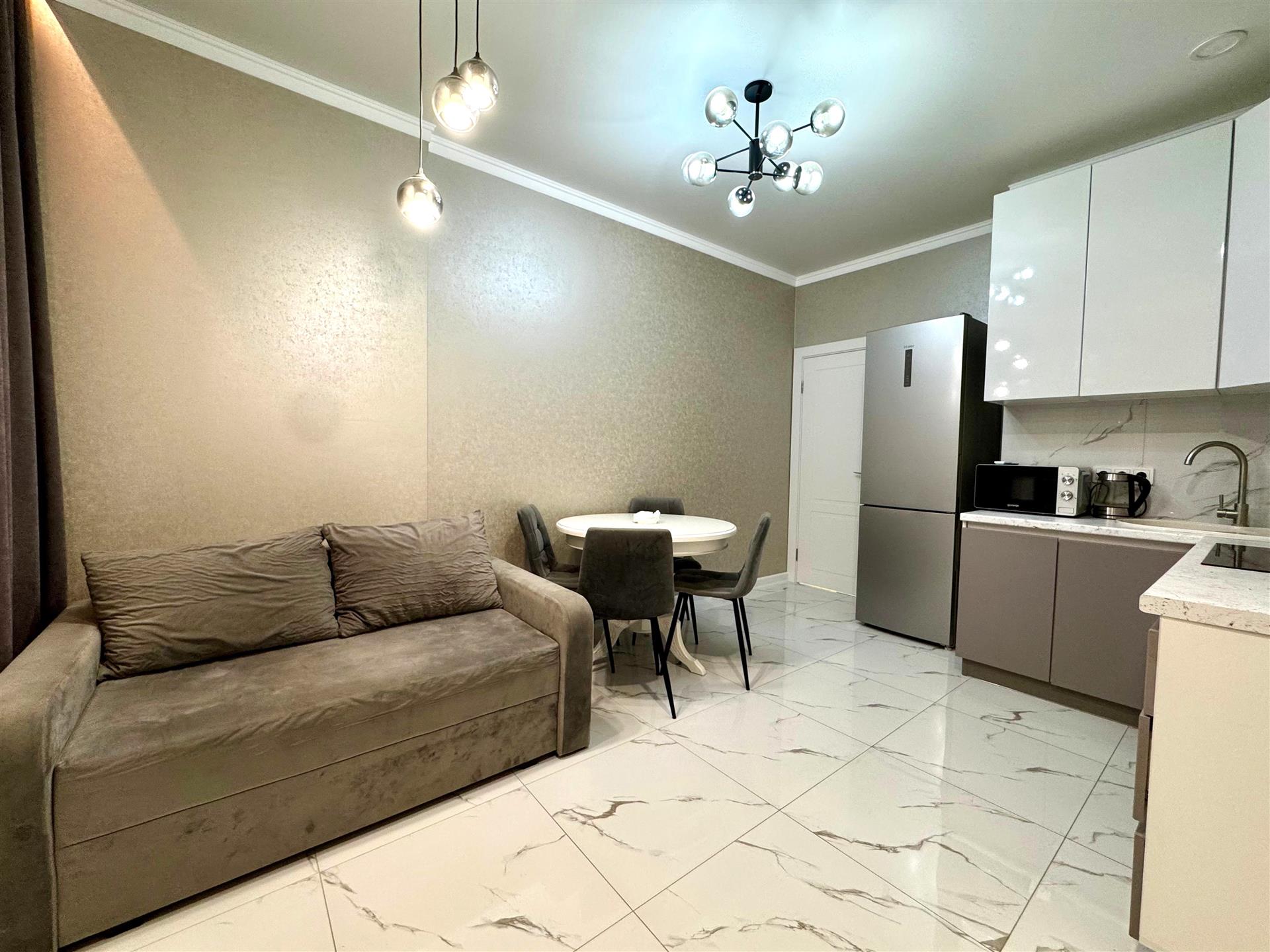 Фото №2: 1-комнатная квартира 42 м² - Краснодар, ЖК На Садовой, Центральный внутригородской округ, Центральный, мкр. жилой комплекс На Садовой, ул. Садовая, 159