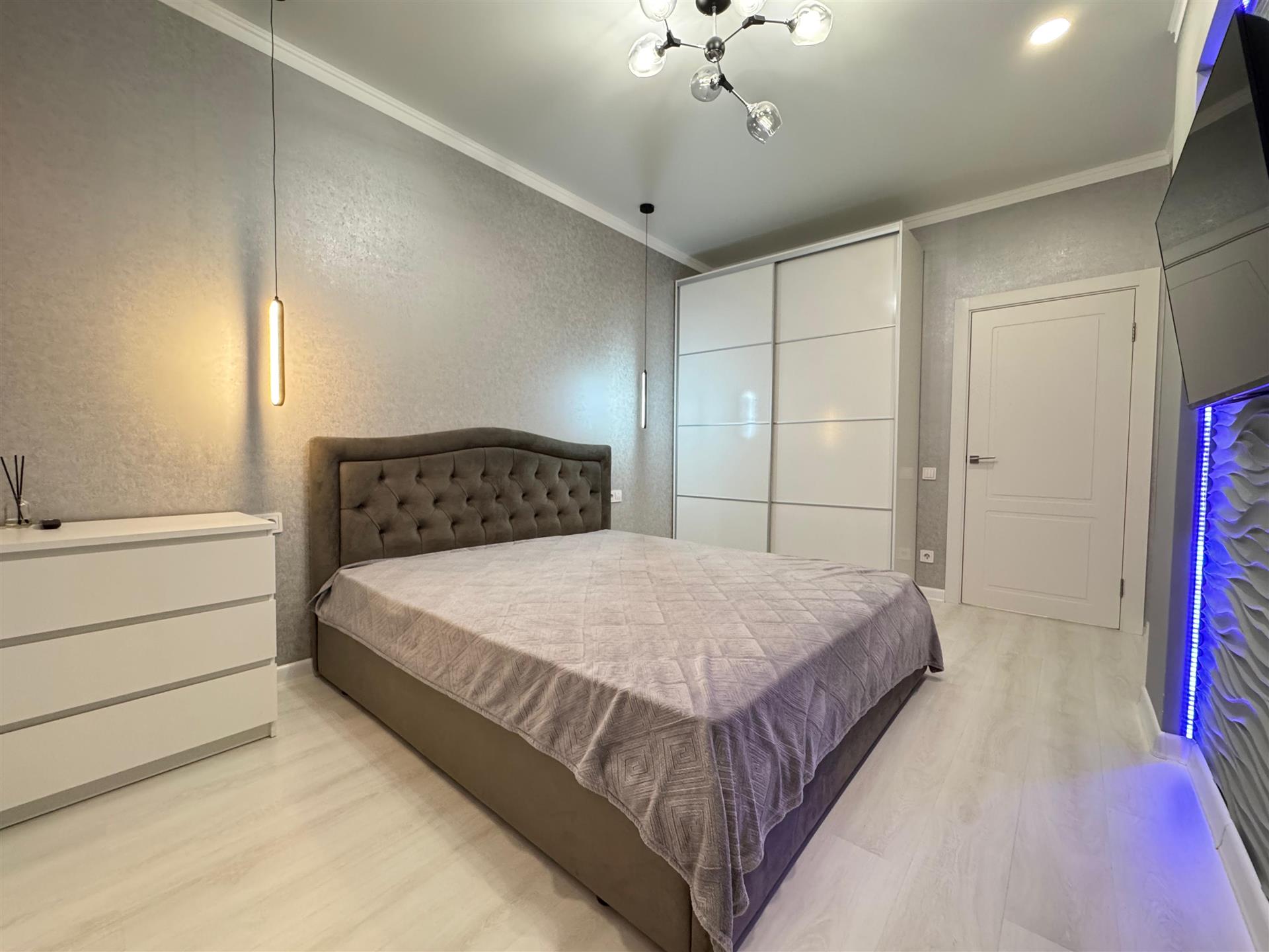 Фото №5: 1-комнатная квартира 42 м² - Краснодар, ЖК На Садовой, Центральный внутригородской округ, Центральный, мкр. жилой комплекс На Садовой, ул. Садовая, 159