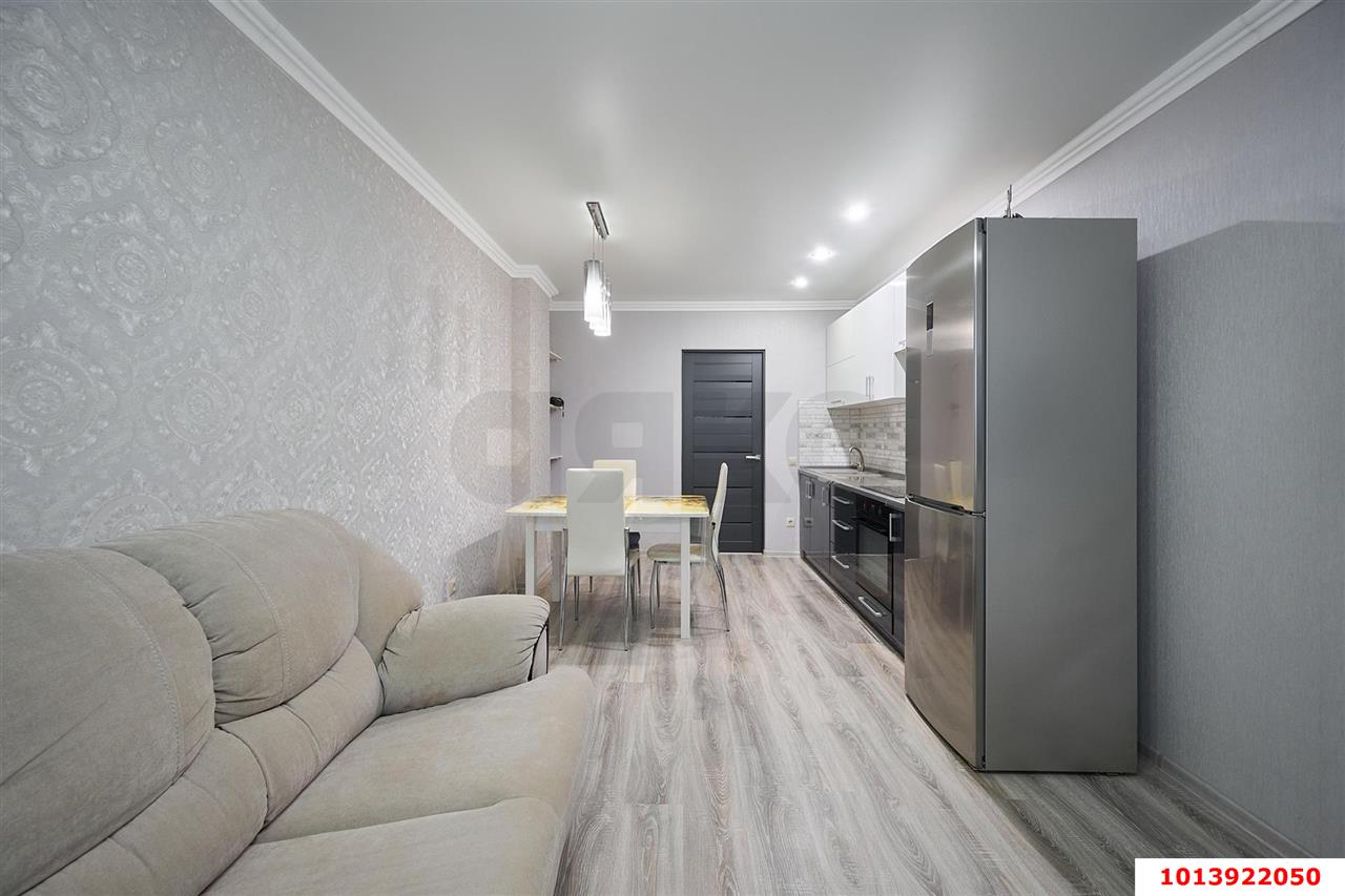 Фото №4: 1-комнатная квартира 47 м² - Краснодар, Музыкальный, ЖК Времена Года, Прикубанский внутригородской округ, Завод Радиоизмерительных Приборов, имени Петра Метальникова, мкр. жилой комплекс Времена года, ул. Евгении Жигуленко, 4