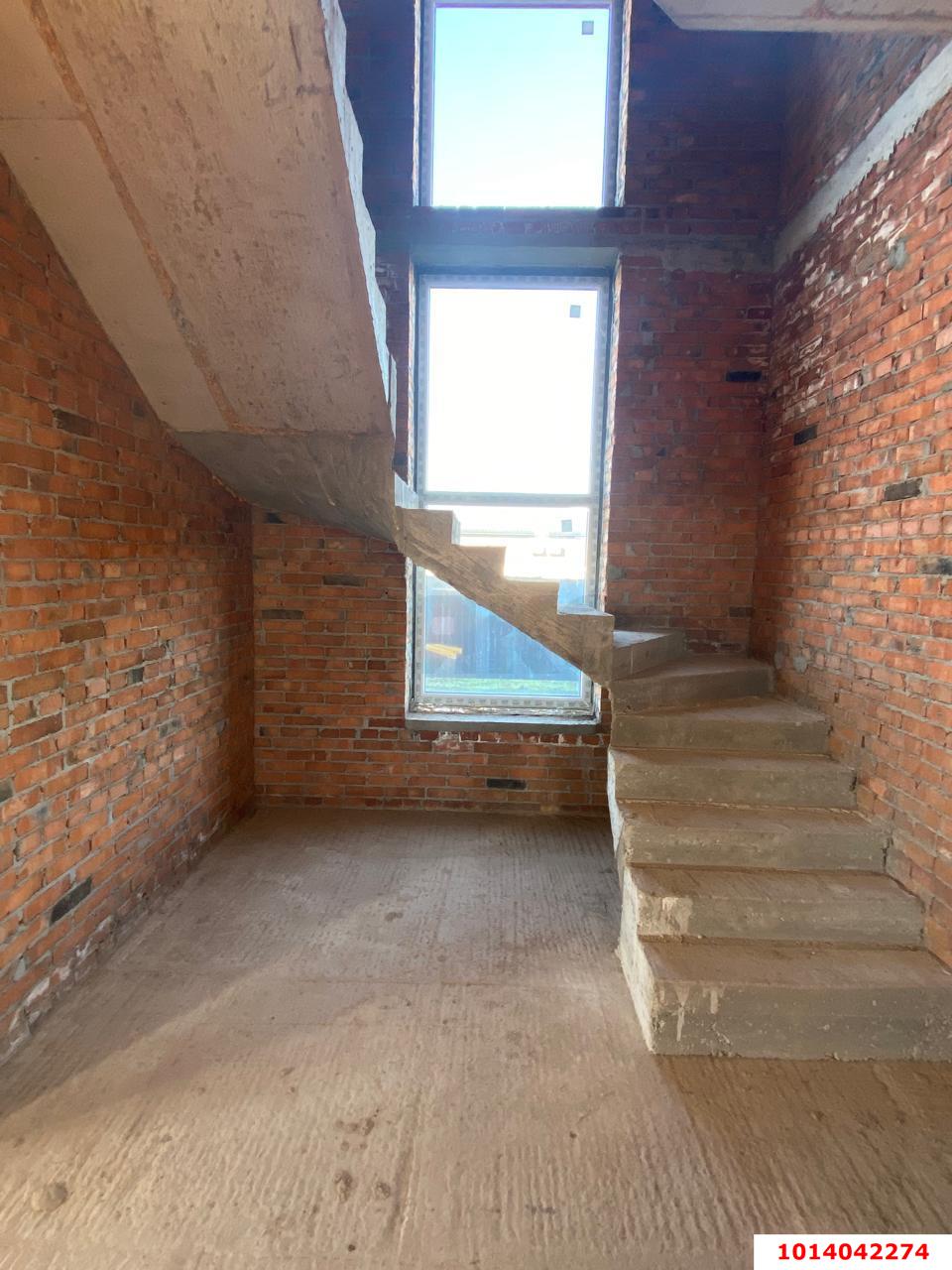 Фото №3: Дом 188 м² + 5 сот. - Краснодар, жилой комплекс Испания, ул. Ольденбуржская, 70