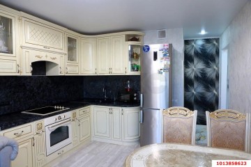 Фото №1: 2-комнатная квартира 75 м² - Краснодар, мкр. Завод Измерительных Приборов, ул. Зиповская, 48