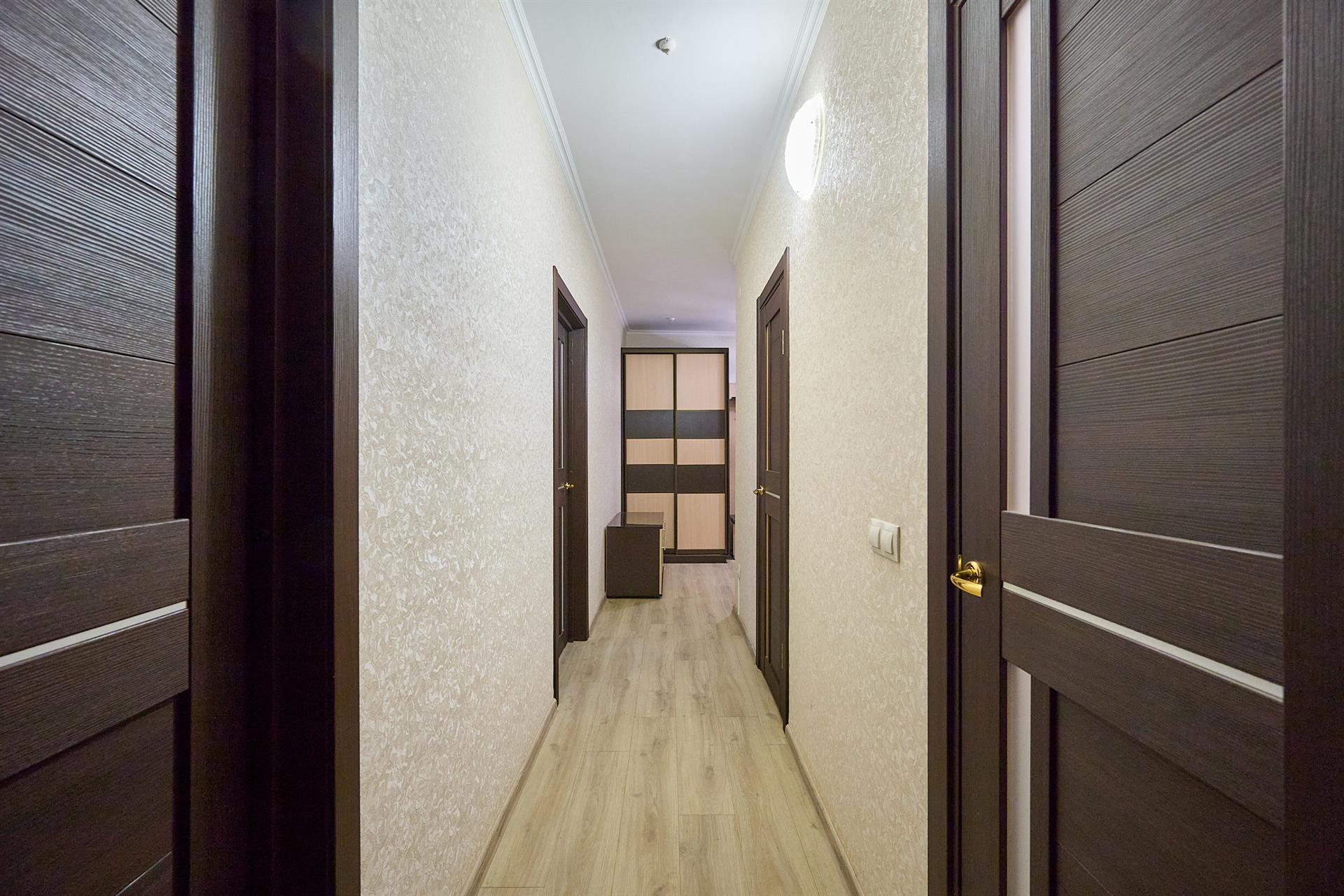 Фото №13: 2-комнатная квартира 75 м² - Краснодар, Прикубанский внутригородской округ, мкр. имени Маршала Жукова, ул. Александра Покрышкина, 4/9