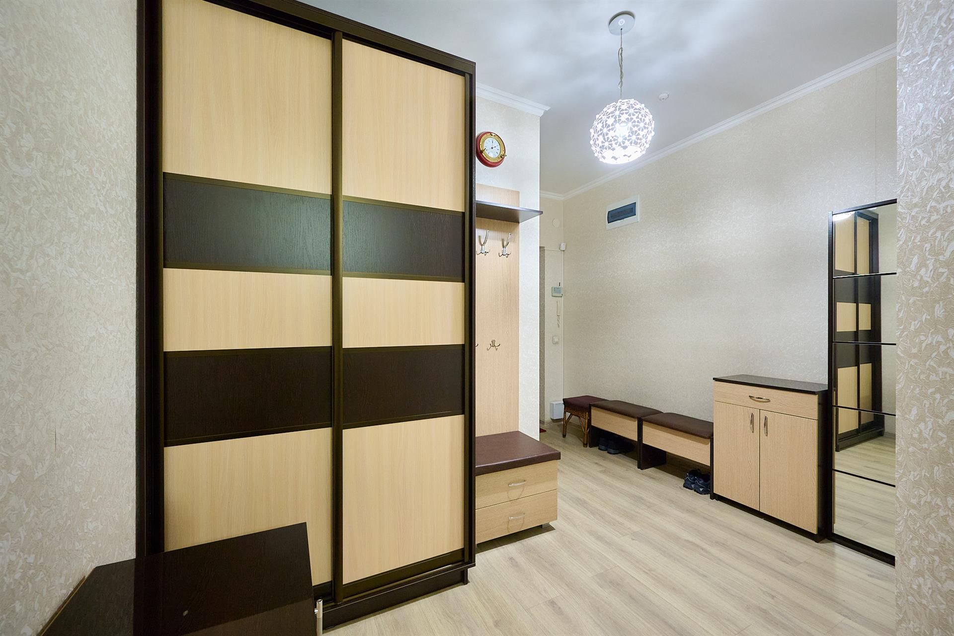 Фото №17: 2-комнатная квартира 75 м² - Краснодар, Прикубанский внутригородской округ, мкр. имени Маршала Жукова, ул. Александра Покрышкина, 4/9