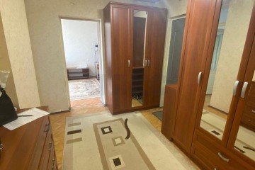 Фото №1: 2-комнатная квартира 57 м² - Краснодар, мкр. Гидростроителей, ул. имени Снесарева, 4