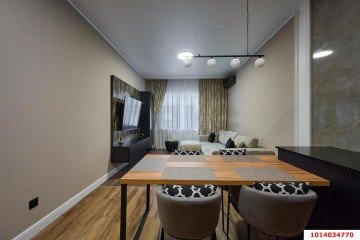 Фото №1: 3-комнатная квартира 77 м² - Краснодар, мкр. жилой комплекс Поющие Фонтаны, ул. имени Невкипелого, 18к2