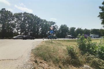 Фото №4: Коммерция 6 м² - Октябрьский, ст Краснодарский ЗИП-20, ул. Яблоневая, 136