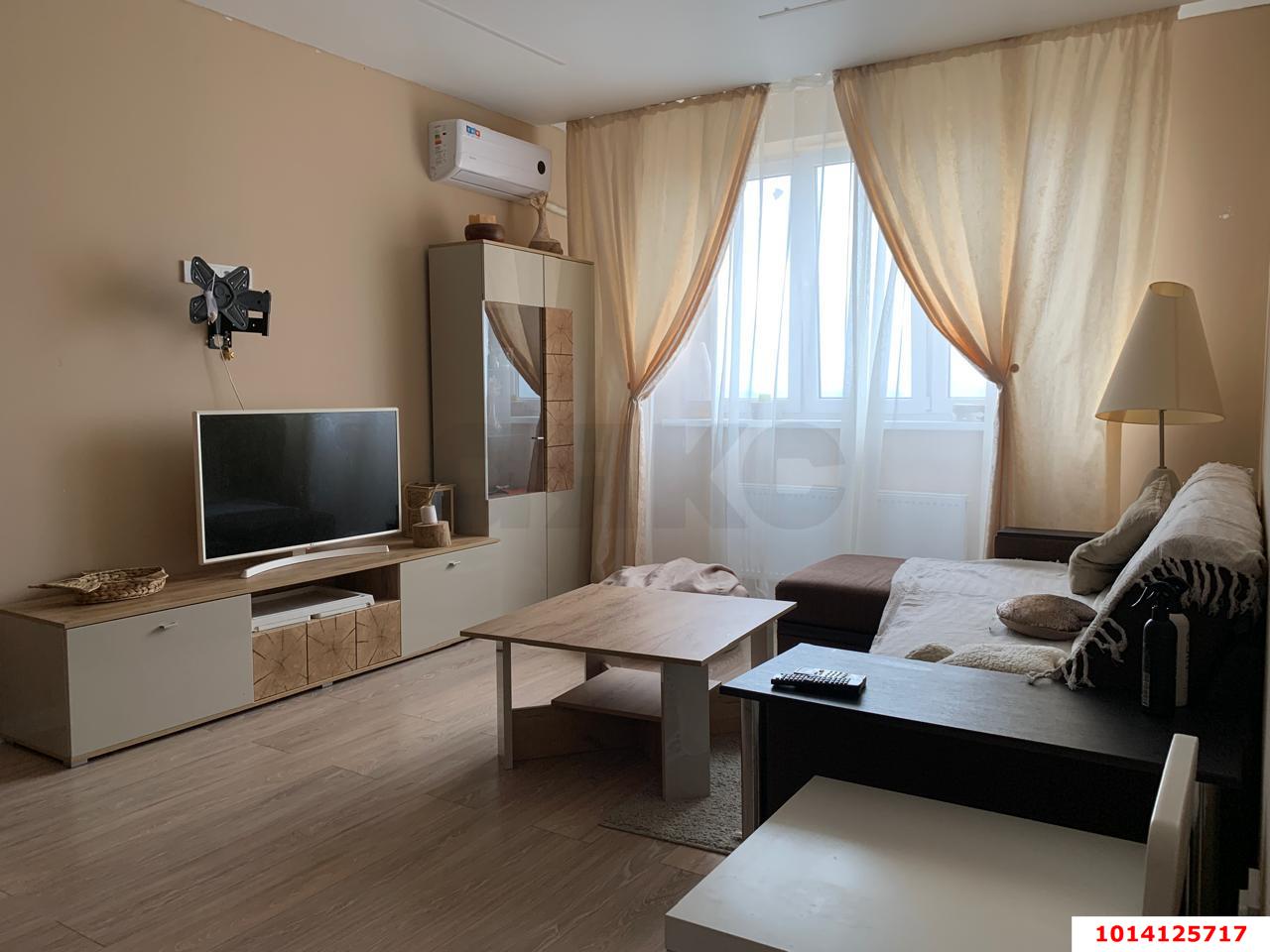 Фото №1: 3-комнатная квартира 82 м² - Краснодар, Прикубанский внутригородской округ, Россинского, мкр. жилой комплекс Символ, ул. Командорская, 9/2