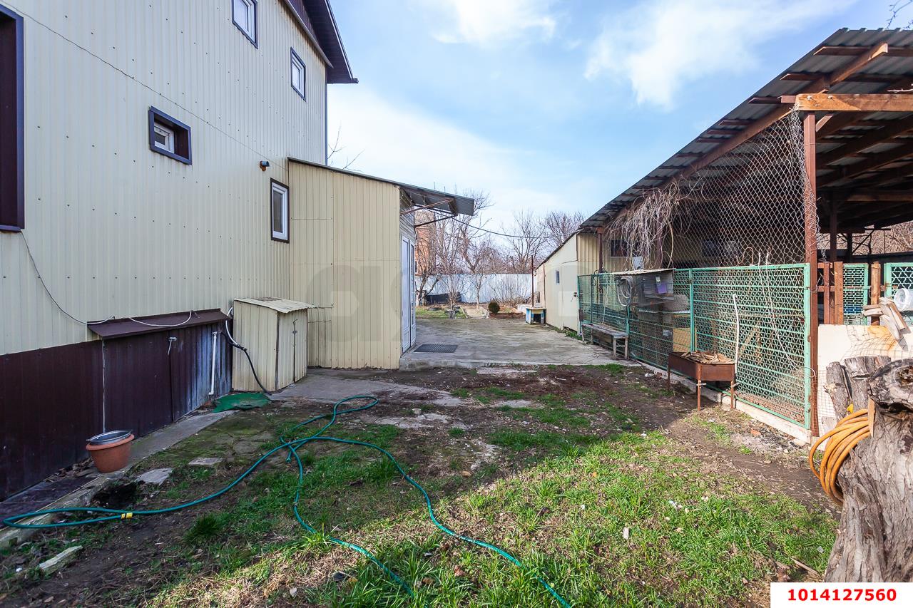 Фото №16: Дом 180 м² + 8 сот. - Урожайное, Карасунский внутригородской округ, ул. Вишнёвая, 249