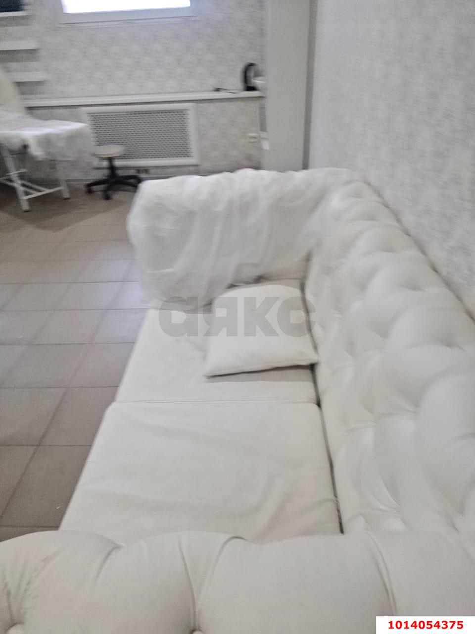 Фото №5: Торговое помещение 30 м² - Краснодар, Молодёжный, ул. 2-я Целиноградская, 15