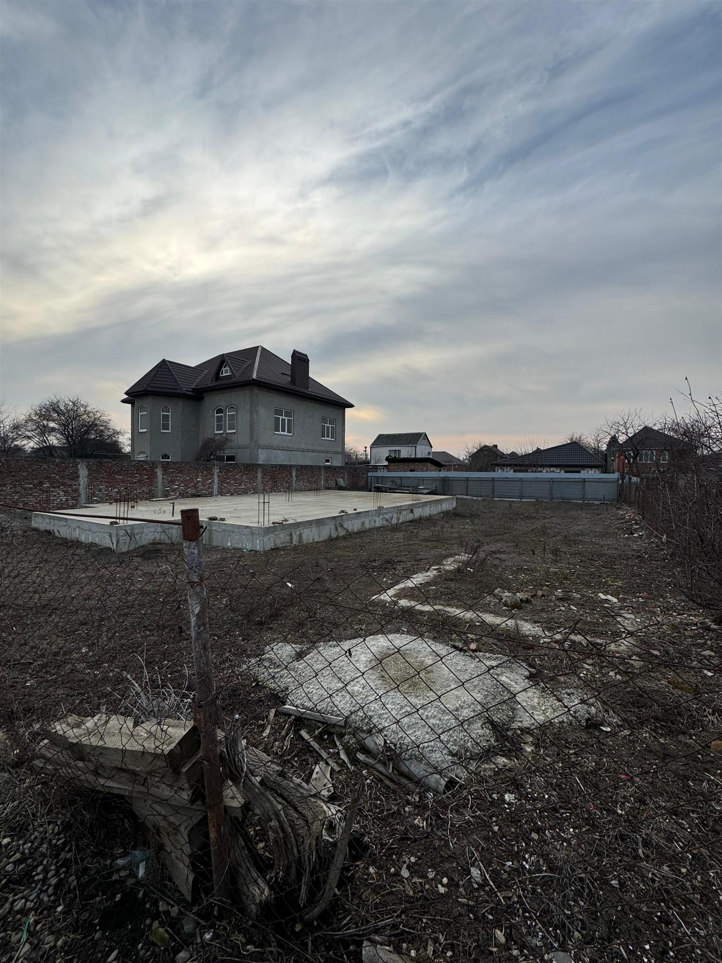 Фото №1: Земельный участок 6 сот. - Краснодаргорстрой, мкр. Прикубанский внутригородской округ, ул. 4-я Линия, 14/1