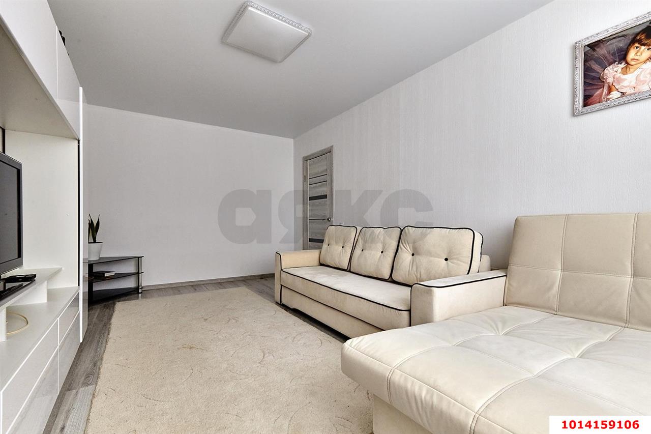Фото №3: 2-комнатная квартира <span class="whitespace-nowrap">55 м²</span>, <span class="whitespace-nowrap">9/17 эт.</span> - Краснодар, Прикубанский внутригородской округ, мкр. жилой комплекс Сармат, ул. Западный Обход, 65/1