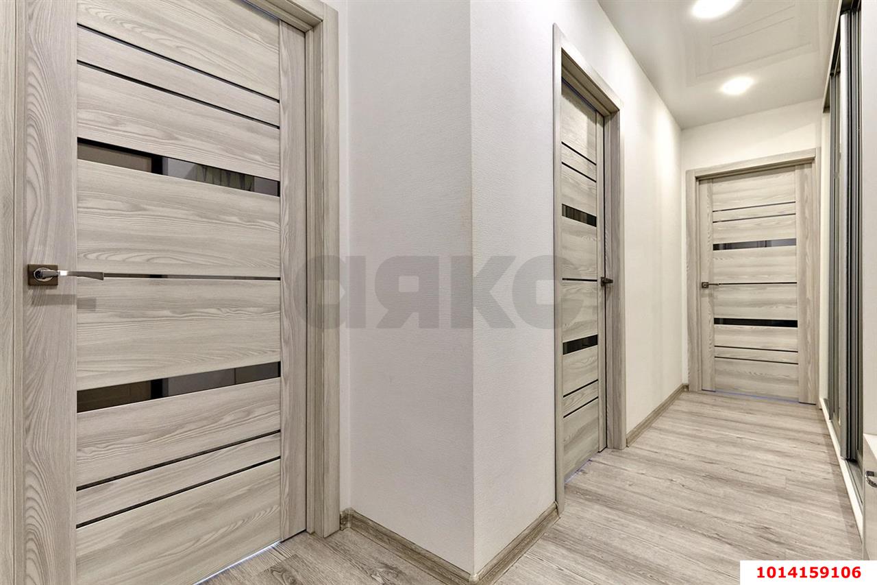 Фото №10: 2-комнатная квартира <span class="whitespace-nowrap">55 м²</span>, <span class="whitespace-nowrap">9/17 эт.</span> - Краснодар, Прикубанский внутригородской округ, мкр. жилой комплекс Сармат, ул. Западный Обход, 65/1