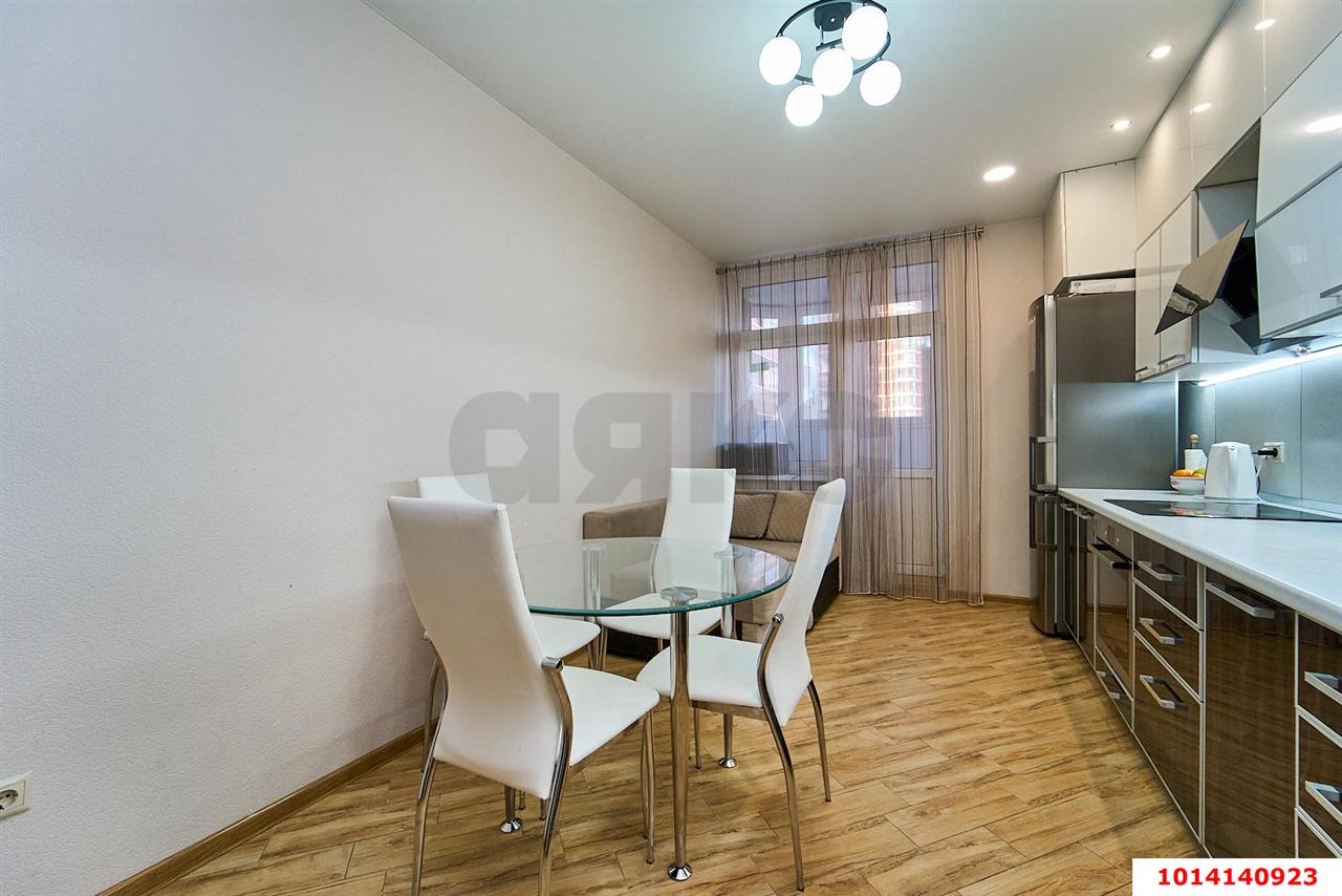 Фото №3: 2-комнатная квартира 60 м² - Краснодар, жилой комплекс Севастопольский, ул. имени Жлобы, 145