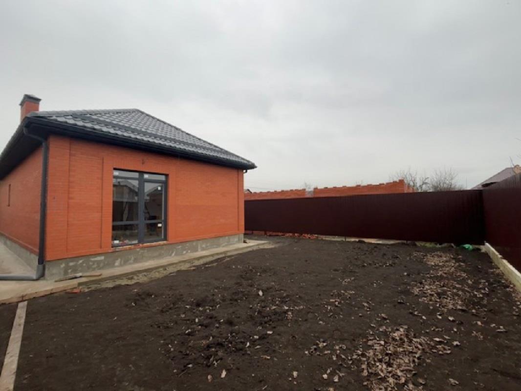 Фото №5: Дом 77 м² + 4 сот. - Краснодар, Прикубанский внутригородской округ, мкр. СНТ КСТ-2, ул. Розовая, 300