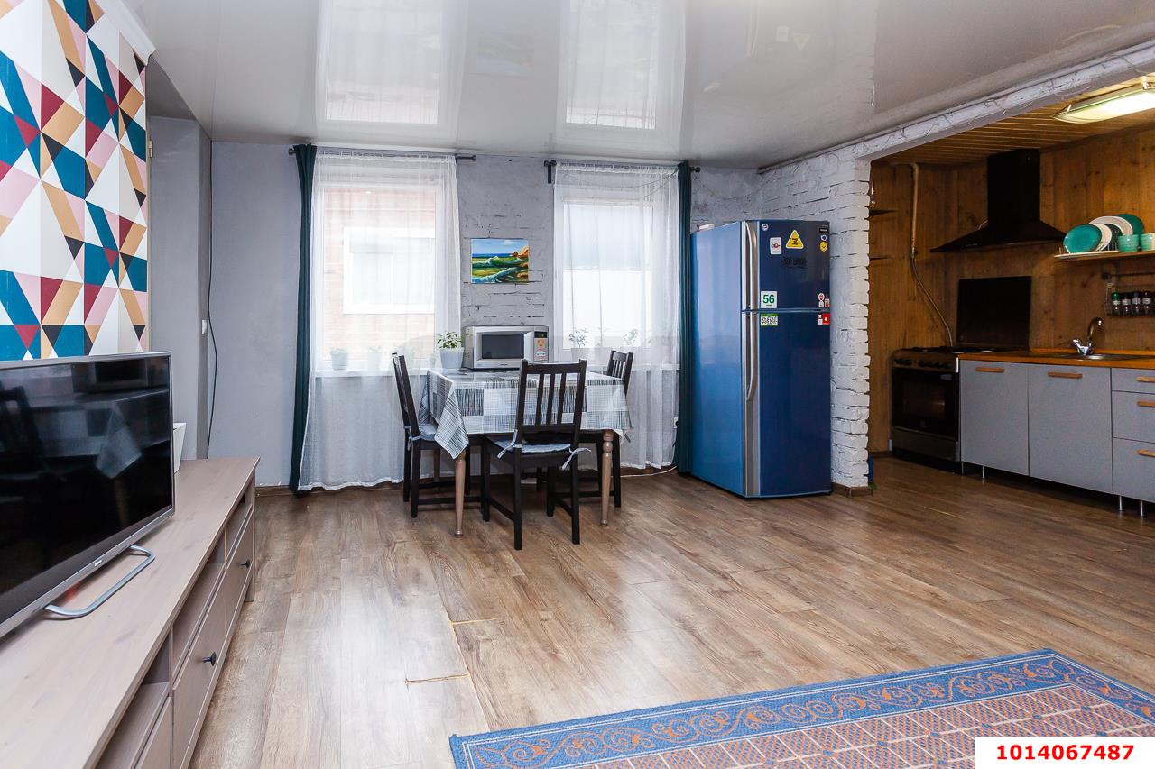 Фото №2: 2-комнатная квартира 52 м² - Краснодар, Центральный, ул. Красноармейская, 73