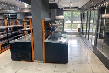 Фото №2: Торговое помещение 140 м² - Краснодар, мкр. жилой комплекс На высоте, ул. Каляева, 263/4