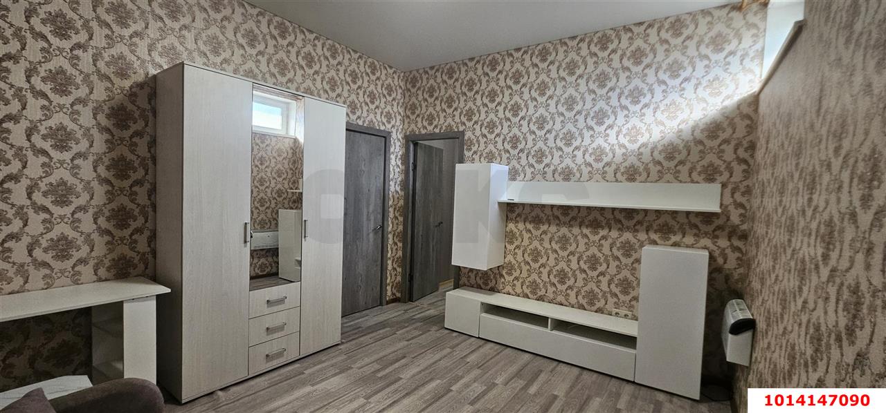 Фото №3: 2-комнатная квартира 38 м² - Российский, Прикубанский внутригородской округ, ул. Тепличная