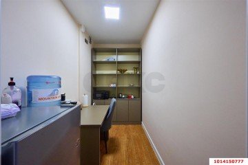 Фото №3: Торговое помещение 54 м² - Краснодар, мкр. жилой комплекс Империал, ул. Бородинская, 137к2