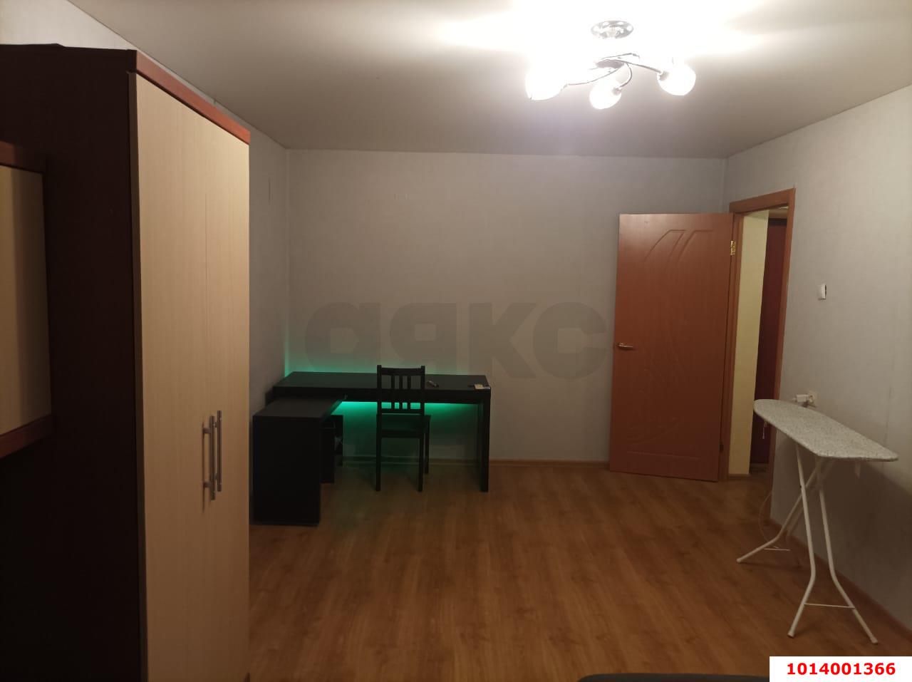 Фото №2: 1-комнатная квартира 32 м² - Краснодар, Западный внутригородской округ, мкр. Юбилейный, пр-кт Чекистов, 3