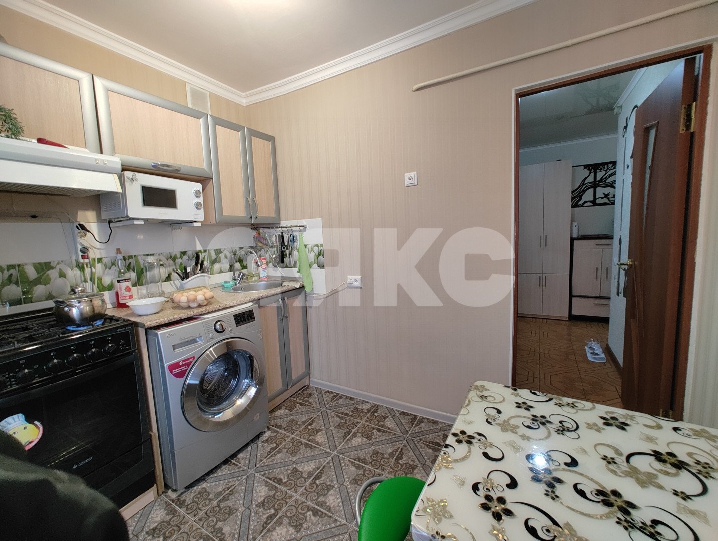 Фото №4: 3-комнатная квартира 69 м² - Майкоп, ул. Хакурате, 636