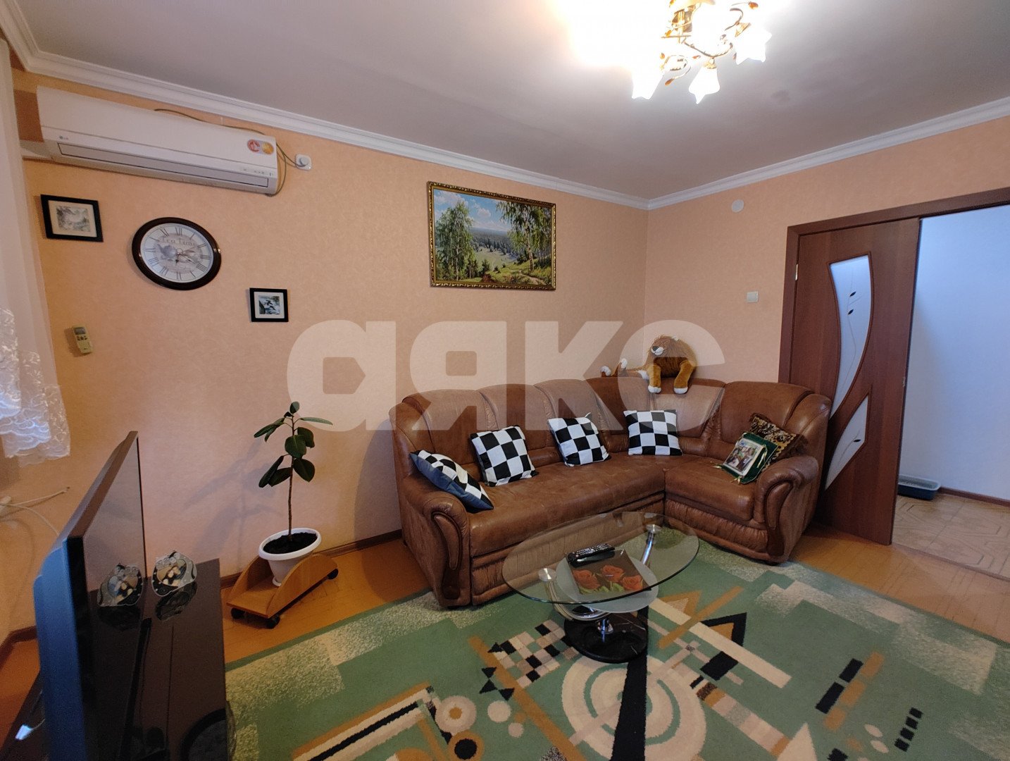 Фото №3: 3-комнатная квартира 69 м² - Майкоп, ул. Хакурате, 636