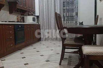 Фото №1: 2-комнатная квартира 65 м² - Ростов-на-Дону, мкр. Нахичевань, ул. 35-я Линия, 83/75