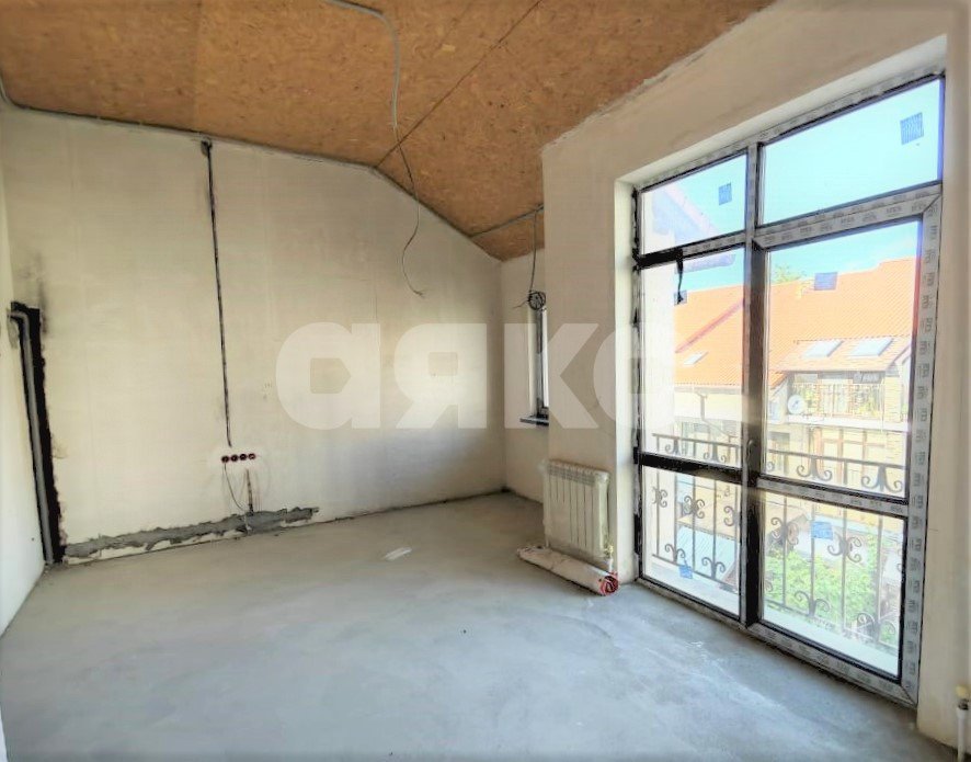 Фото №6: Таунхаус 135 м² + 0.6 сот. - Геленджик, мкр. Южный, ул. Жуковского, 14