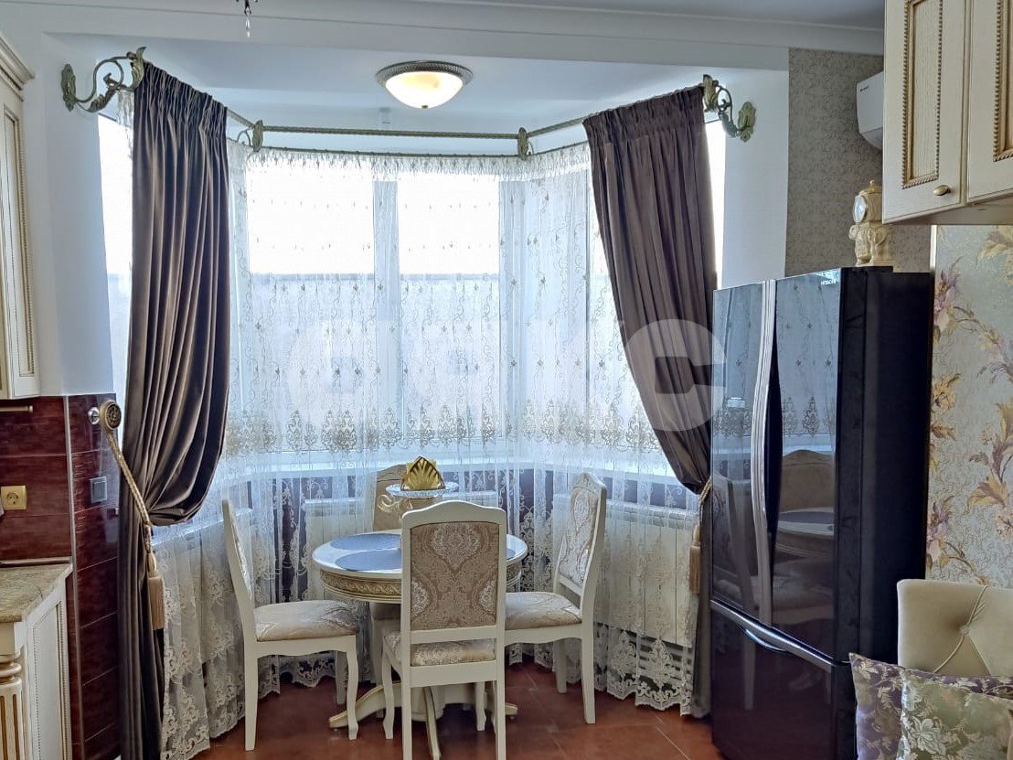 Фото №3: Дом 315 м² + 10 сот. - Цибанобалка, 