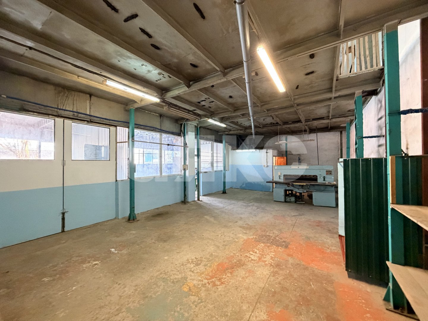 Фото №4: Коммерция 200 м² - Майкоп, ул. Юннатов, 9С