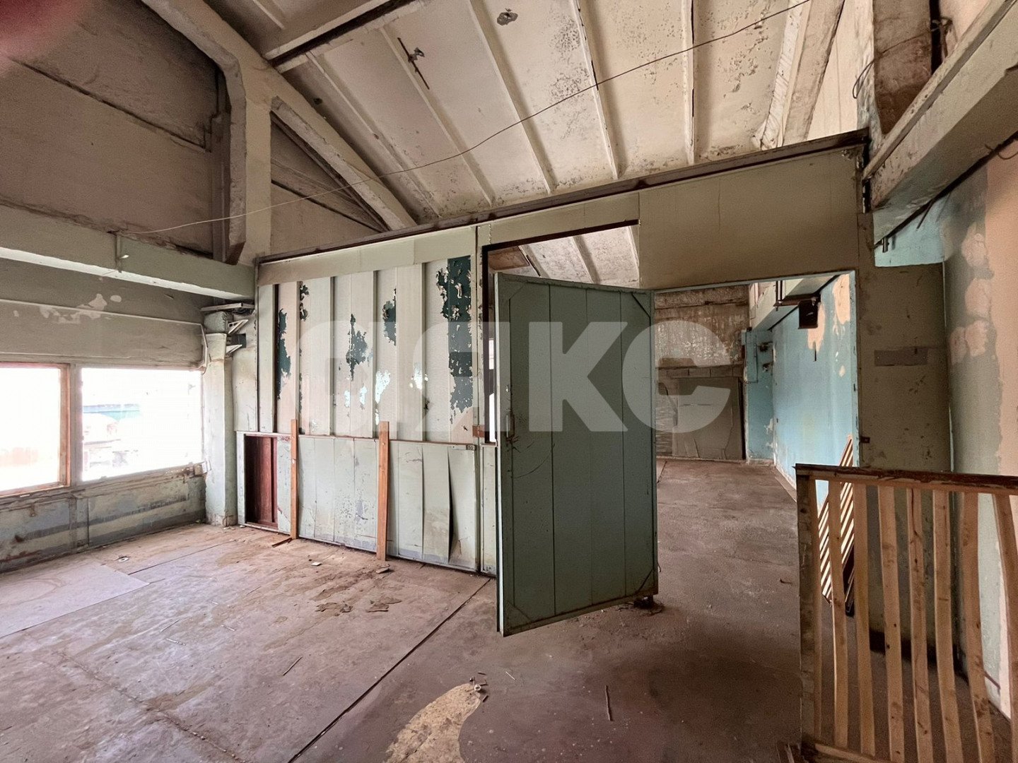 Фото №21: Коммерция 200 м² - Майкоп, ул. Юннатов, 9С