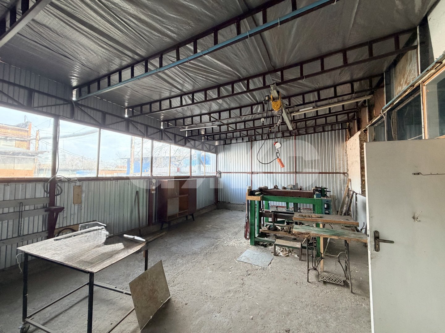 Фото №3: Коммерция 200 м² - Майкоп, ул. Юннатов, 9С