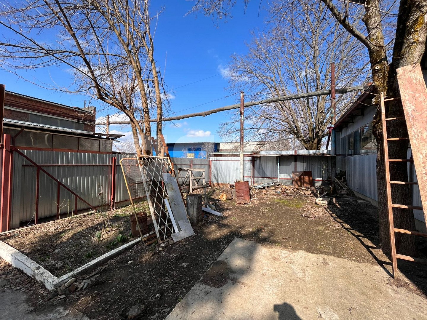 Фото №29: Коммерция 200 м² - Майкоп, ул. Юннатов, 9С