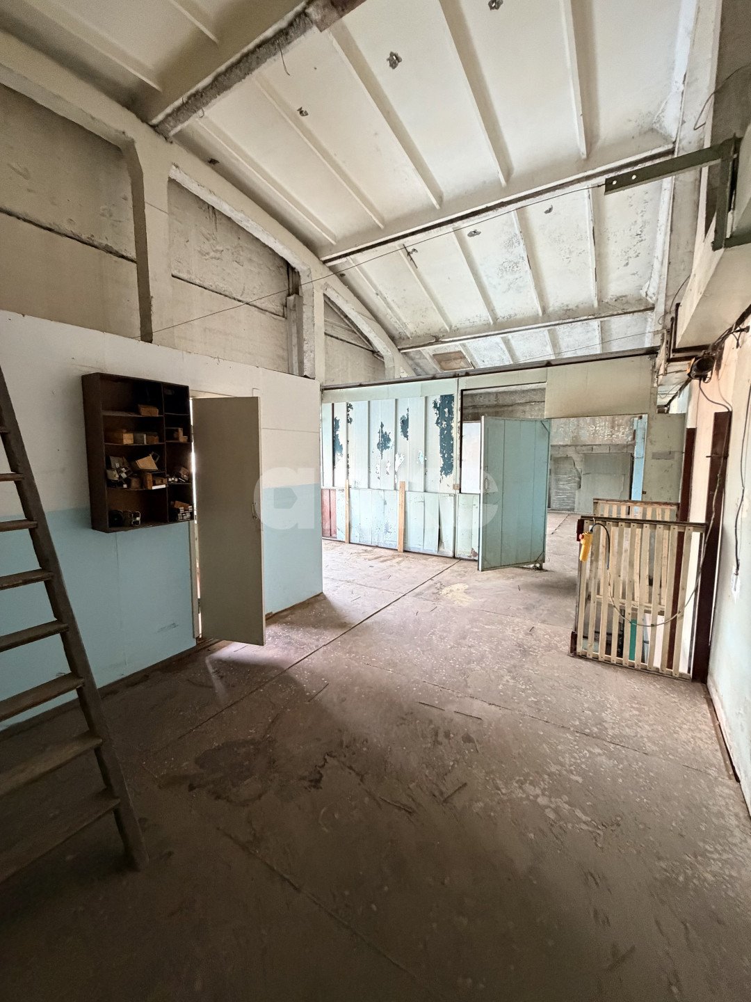 Фото №7: Коммерция 200 м² - Майкоп, ул. Юннатов, 9С